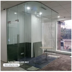 Kính cường lực uốn cong/KUC09 cua kinh cuong luc cong 2