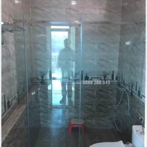 Vách kính nhà tắm cửa lùa VVP